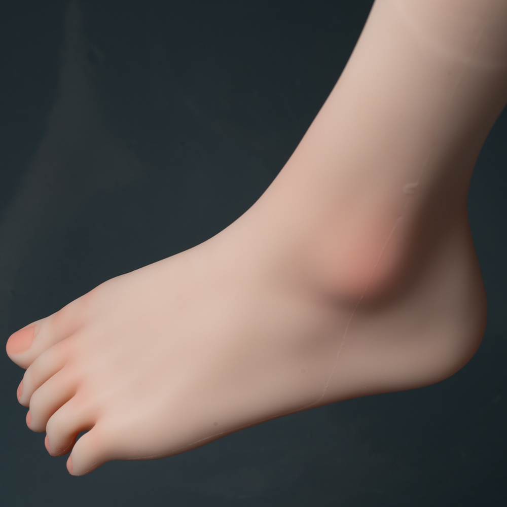 No Movable Toes